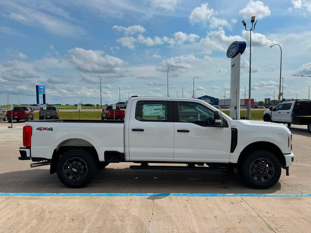 2026 Ford F-250 Super Duty SRW XL 4WD Crew Cab 6.75' Box Photo3