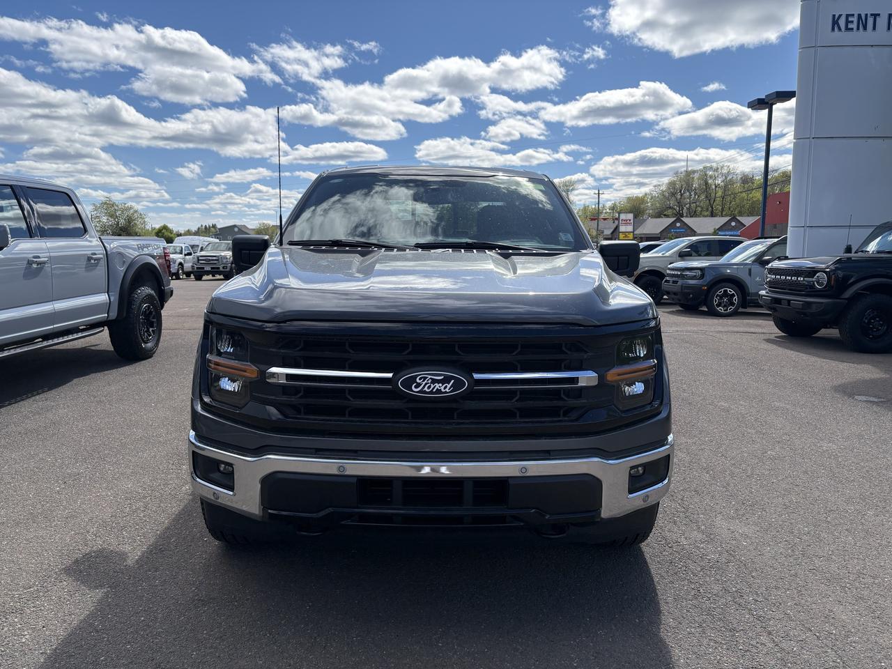 2026 Ford F-150 XLT Photo1