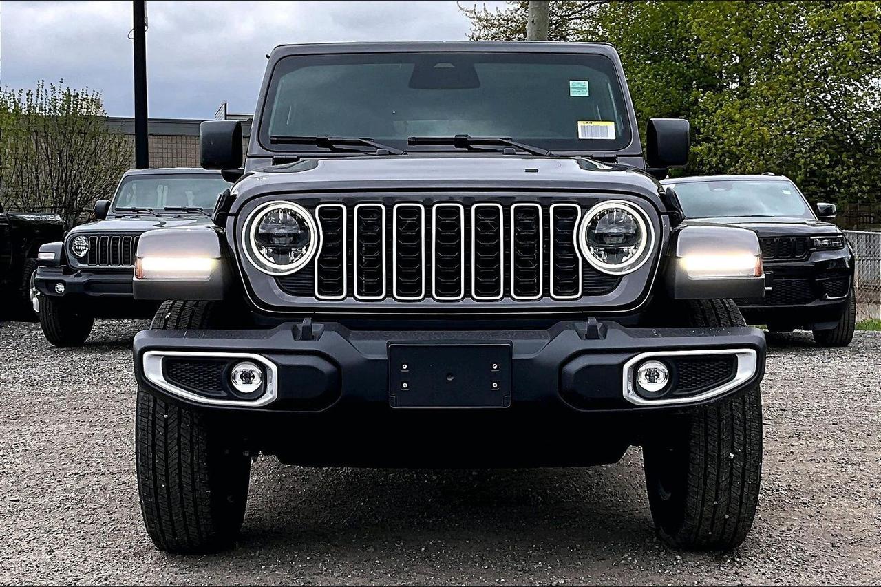 2026 Jeep Wrangler SAHARA | Hardtop | 12.3" TOUCHSCREEN | Steps Photo