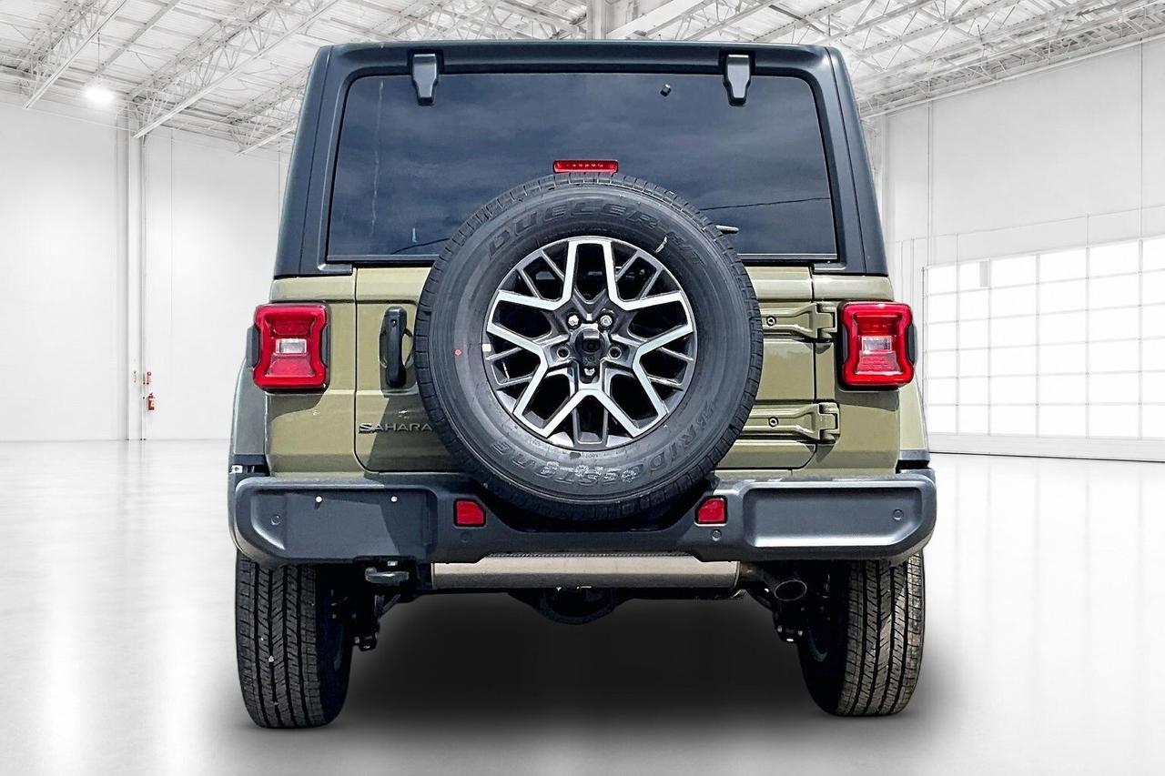 2026 Jeep Wrangler SAHARA | Leather | 18" Alloys | Hardtop | 41 PAINT Photo