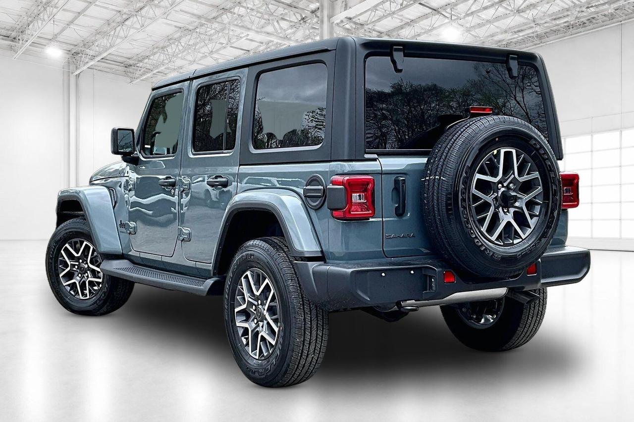 2026 Jeep Wrangler SAHARA | Hardtop | 12.3" TOUCHSCREEN | Steps Photo