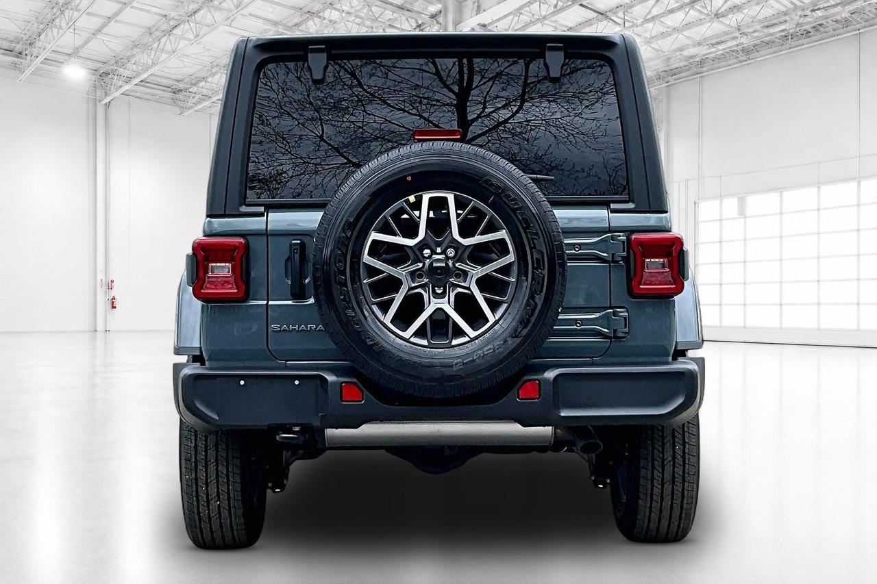 2026 Jeep Wrangler SAHARA | Hardtop | 12.3" TOUCHSCREEN | Steps Photo