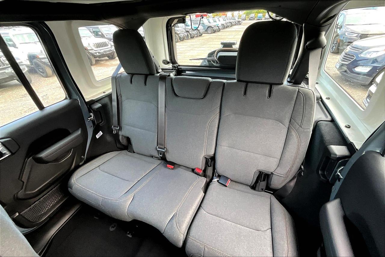 2026 Jeep Wrangler SPORT 4DR | Hardtop | 12" Touchscreen | Carplay Photo