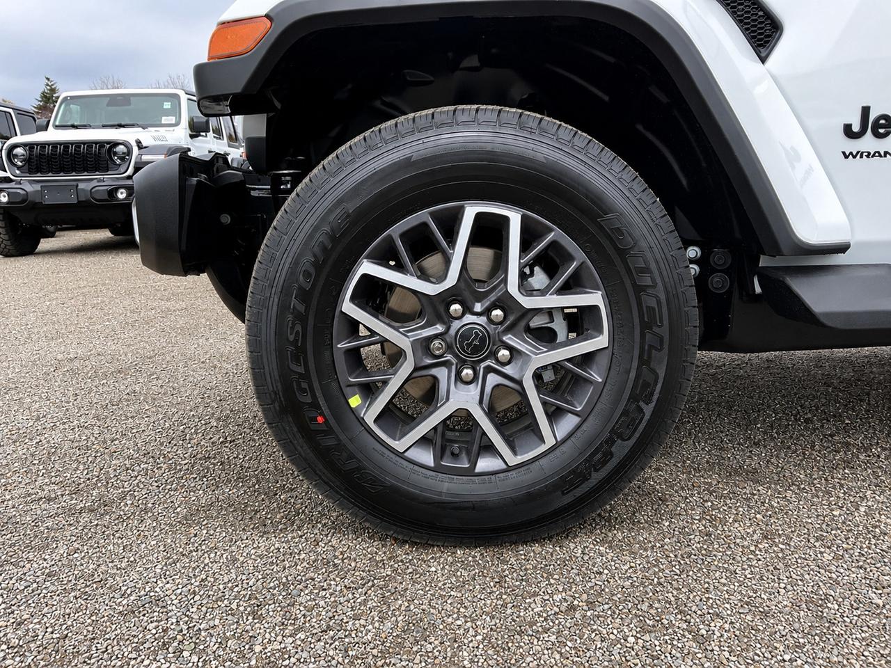 2026 Jeep Wrangler SAHARA | Hardtop | 12.3" TOUCHSCREEN | Steps Photo