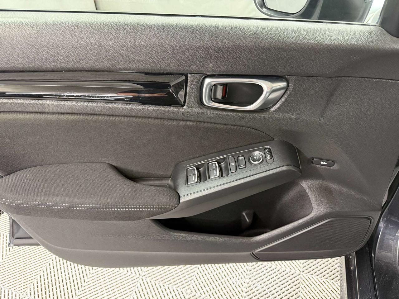 13893375