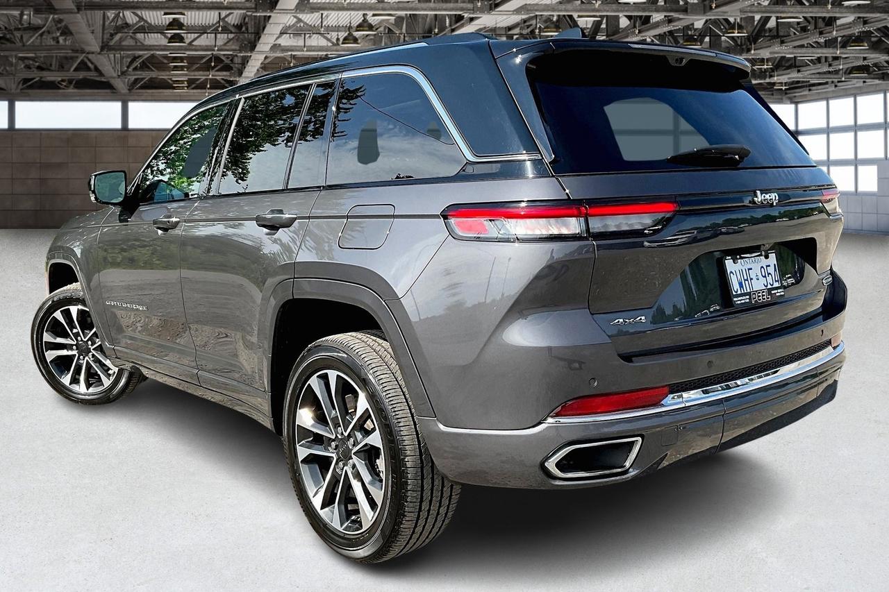 2023 Jeep Grand Cherokee Overland | 5.7L HEMI V8 | FULLY LOADED | DEMO SAVE Photo