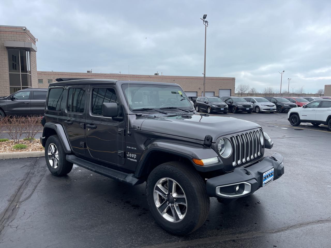 2019 Jeep Wrangler Unlimited SKY TOP / NAV / HEATED SEATS Photo