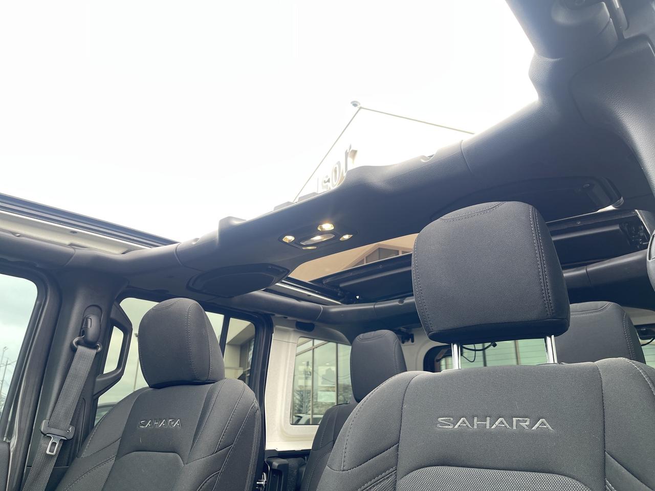 2019 Jeep Wrangler Unlimited SKY TOP / NAV / HEATED SEATS Photo