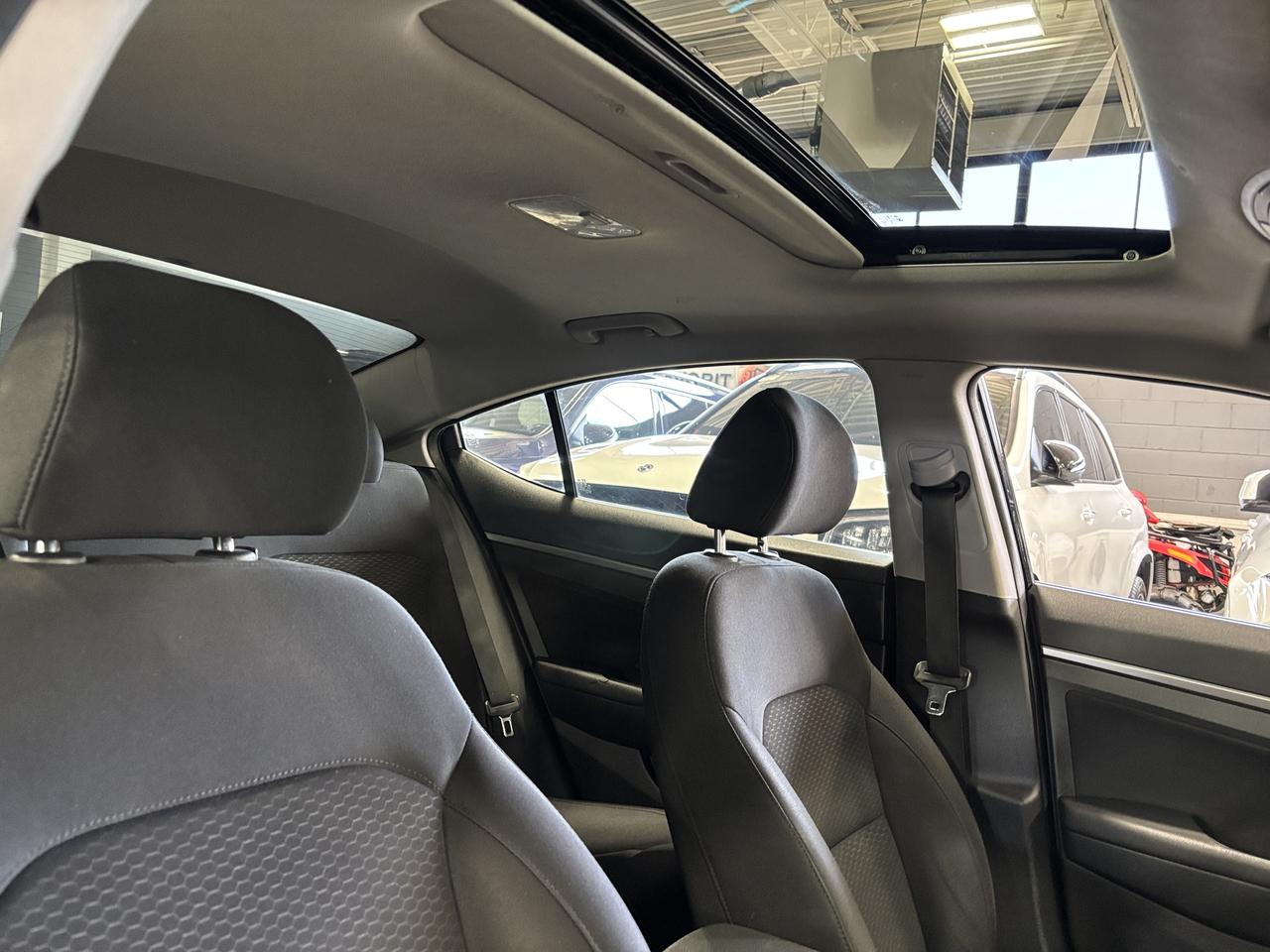 2020 Hyundai Elantra Preferred IVT|SUNPKG|SAFETYPKG|BACKCAM|HEATEDSEATS Photo