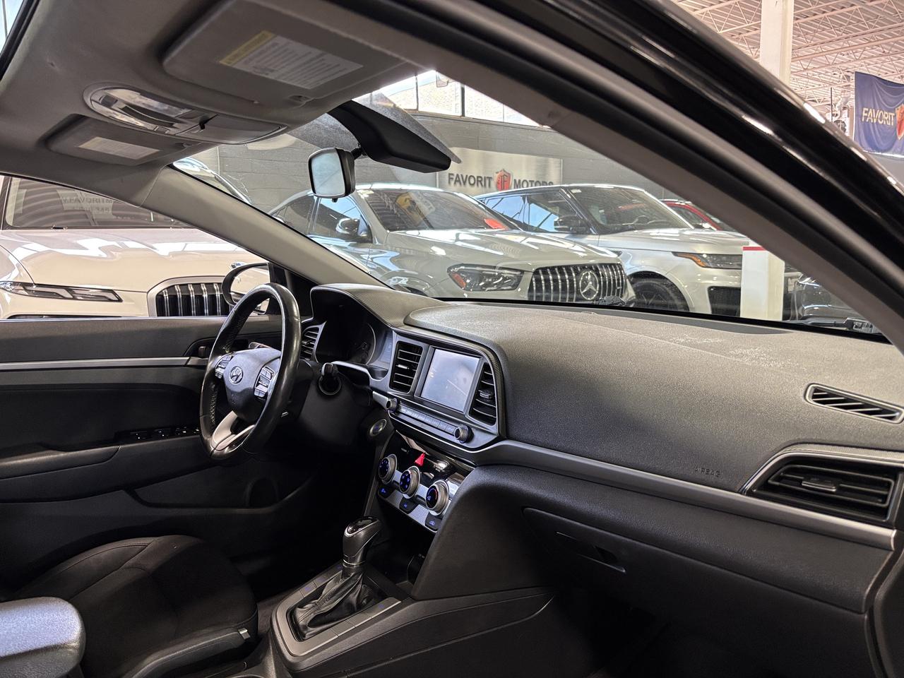 2020 Hyundai Elantra Preferred IVT|SUNPKG|SAFETYPKG|BACKCAM|HEATEDSEATS Photo