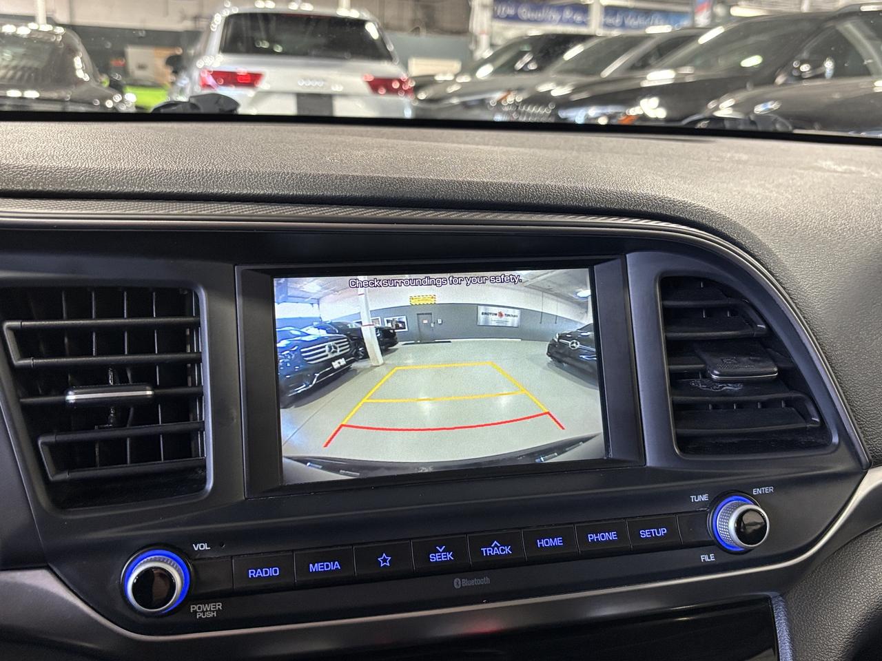 2020 Hyundai Elantra Preferred IVT|SUNPKG|SAFETYPKG|BACKCAM|HEATEDSEATS Photo