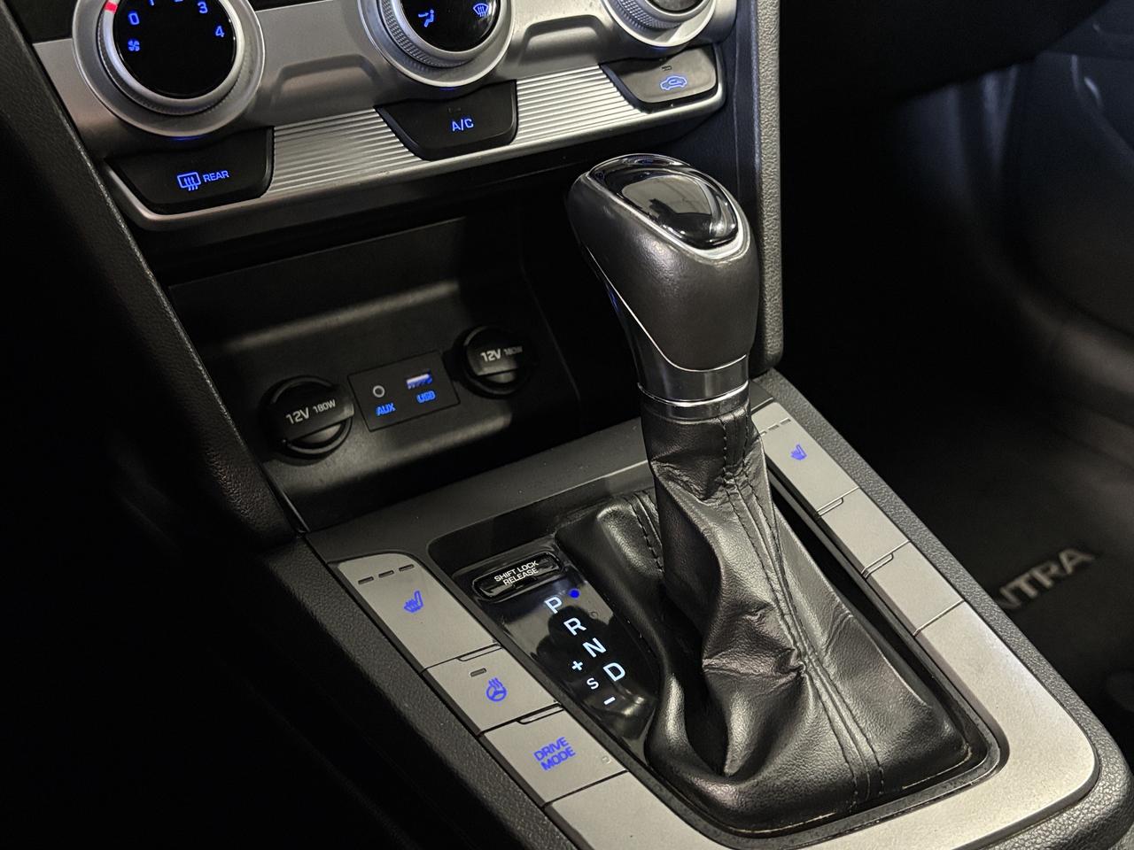 2020 Hyundai Elantra Preferred IVT|SUNPKG|SAFETYPKG|BACKCAM|HEATEDSEATS Photo