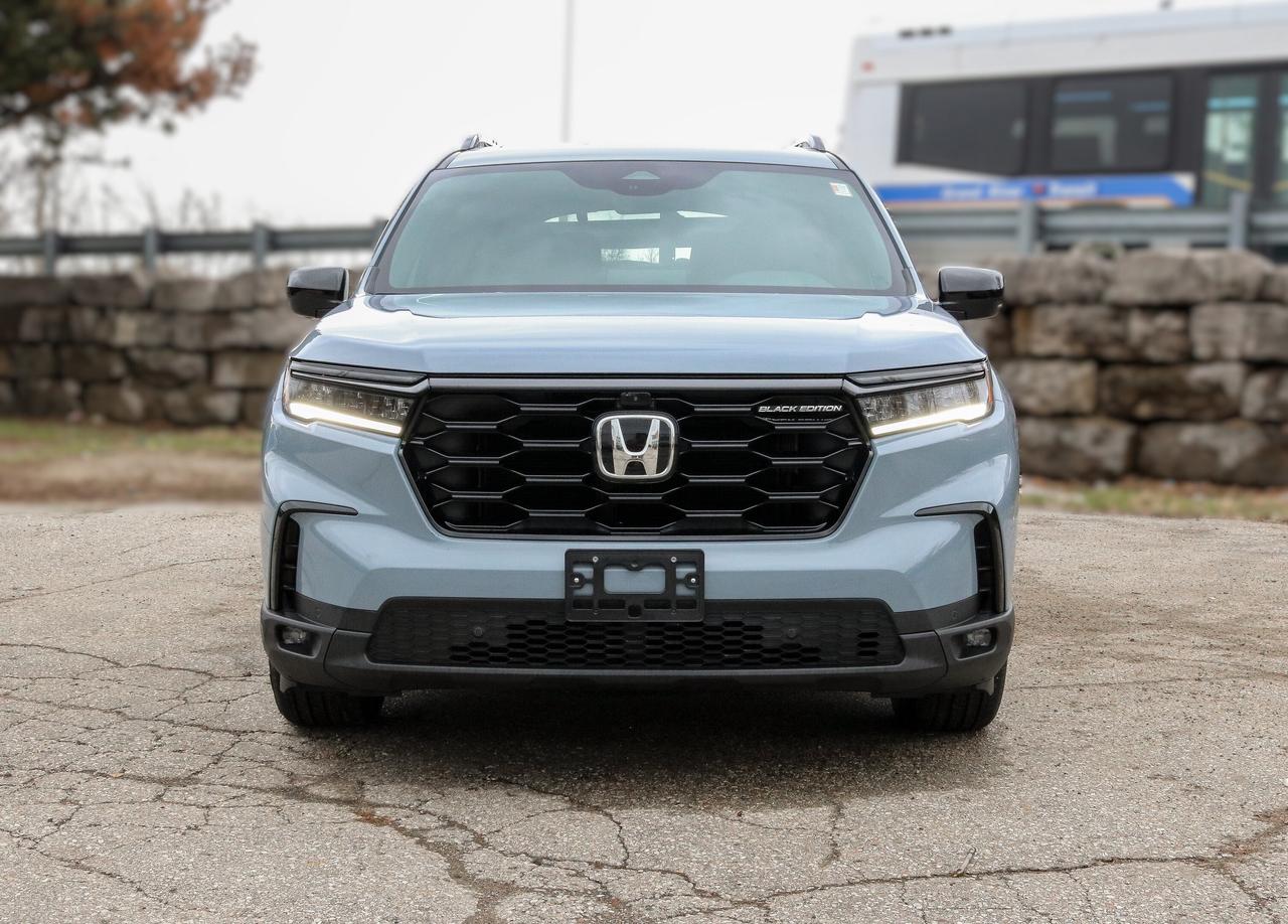 2025 Honda Pilot Black Edition AWD | BOSE AUDIO | REMOTE START | Photo