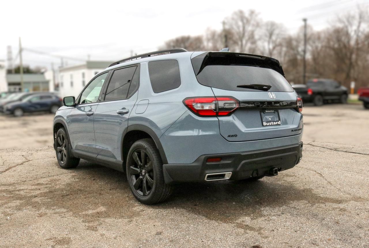2025 Honda Pilot Black Edition AWD | BOSE AUDIO | REMOTE START | Photo