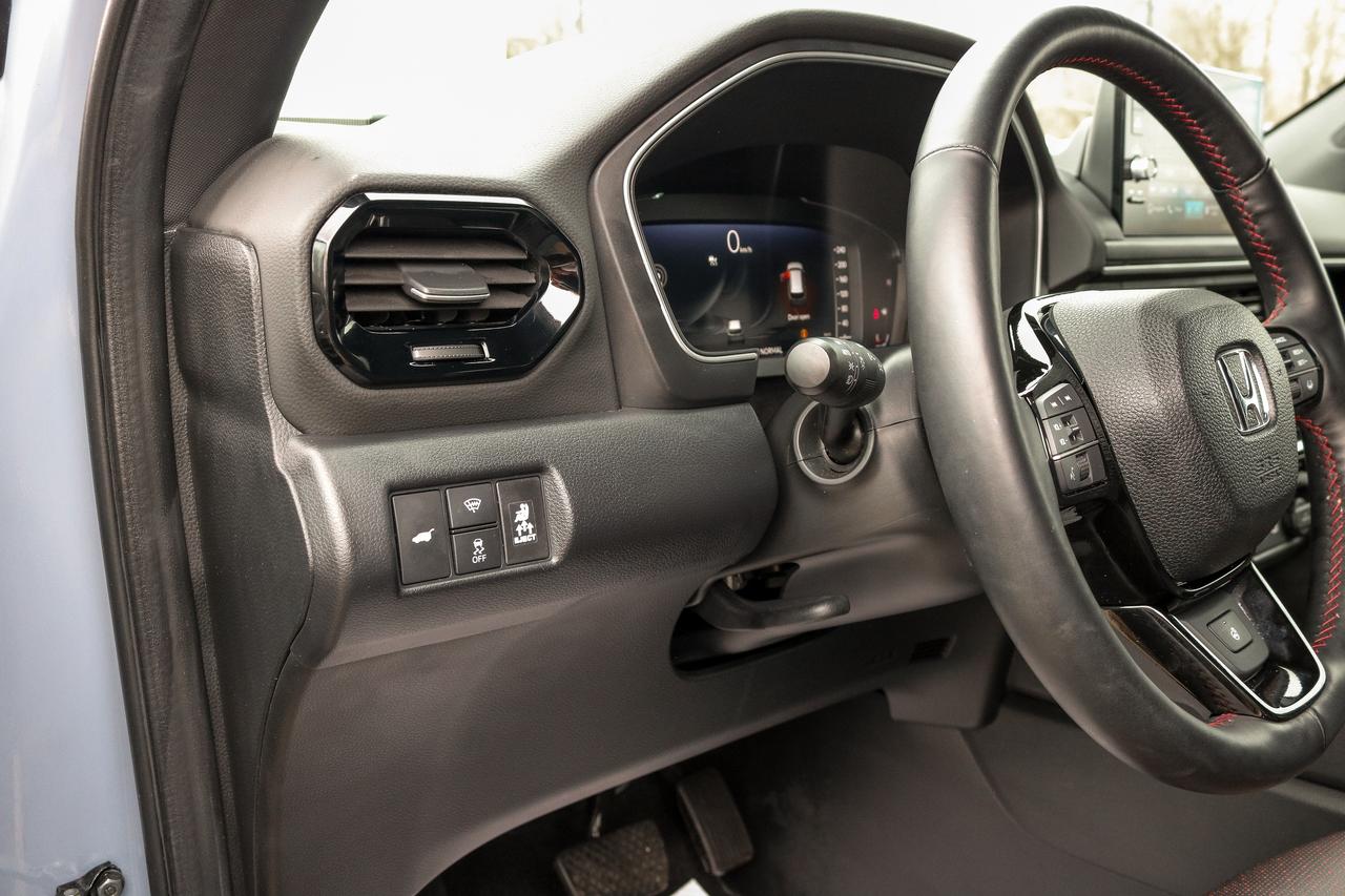 2025 Honda Pilot Black Edition AWD | BOSE AUDIO | REMOTE START | Photo