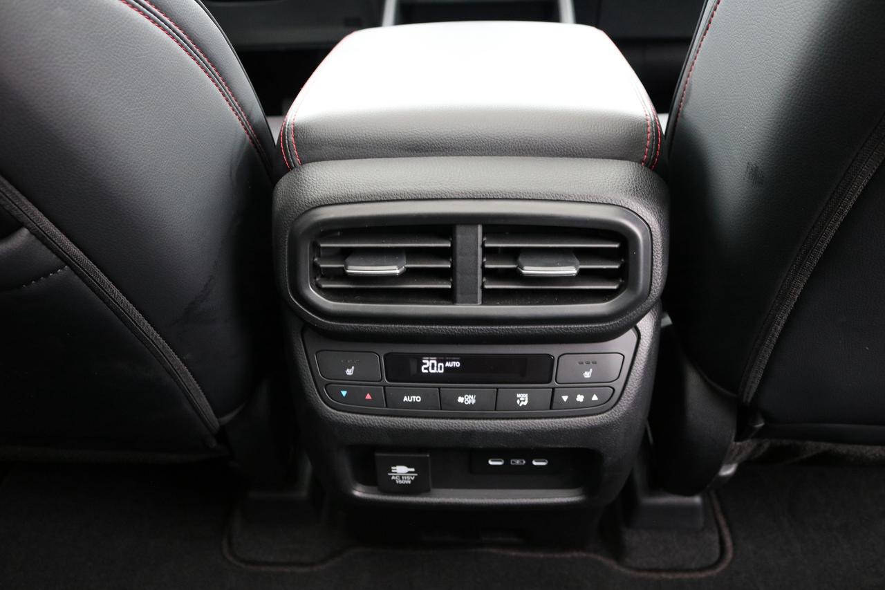 2025 Honda Pilot Black Edition AWD | BOSE AUDIO | REMOTE START | Photo