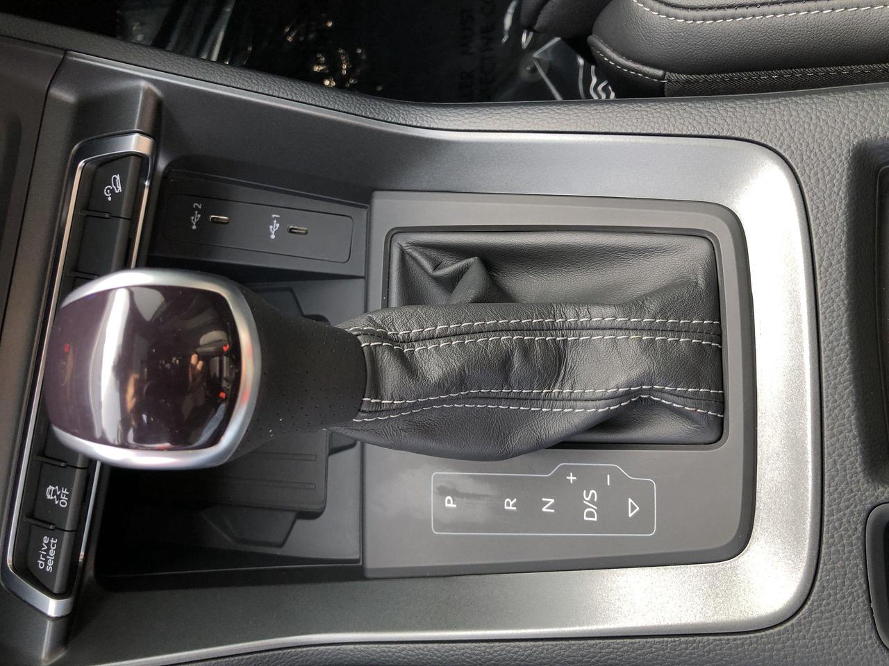 2024 Audi Q3 45 Progressiv LEATHER, PANO.ROOF, QUATTRO, BLIS, B Photo