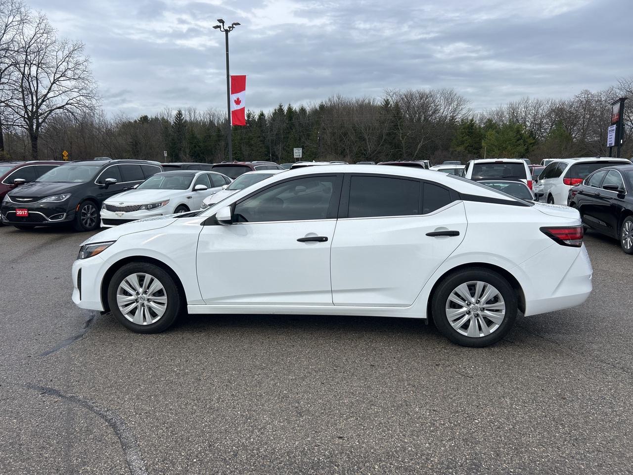 2024 Nissan Sentra S PLUS, CLEAN CARFAX, LOTS OF FACTORY WARRANTY! Photo