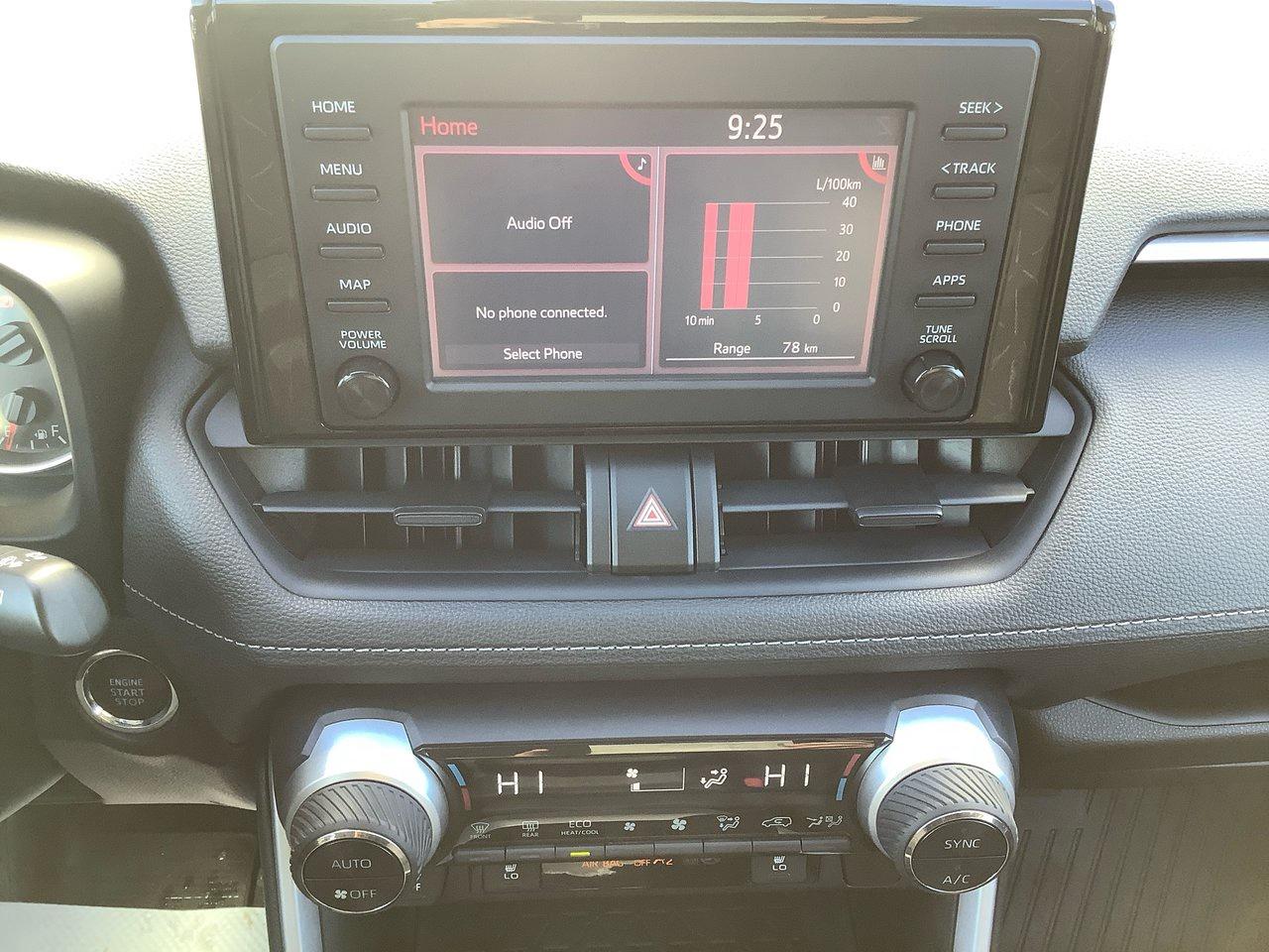 2019 Toyota RAV4 XLE Photo