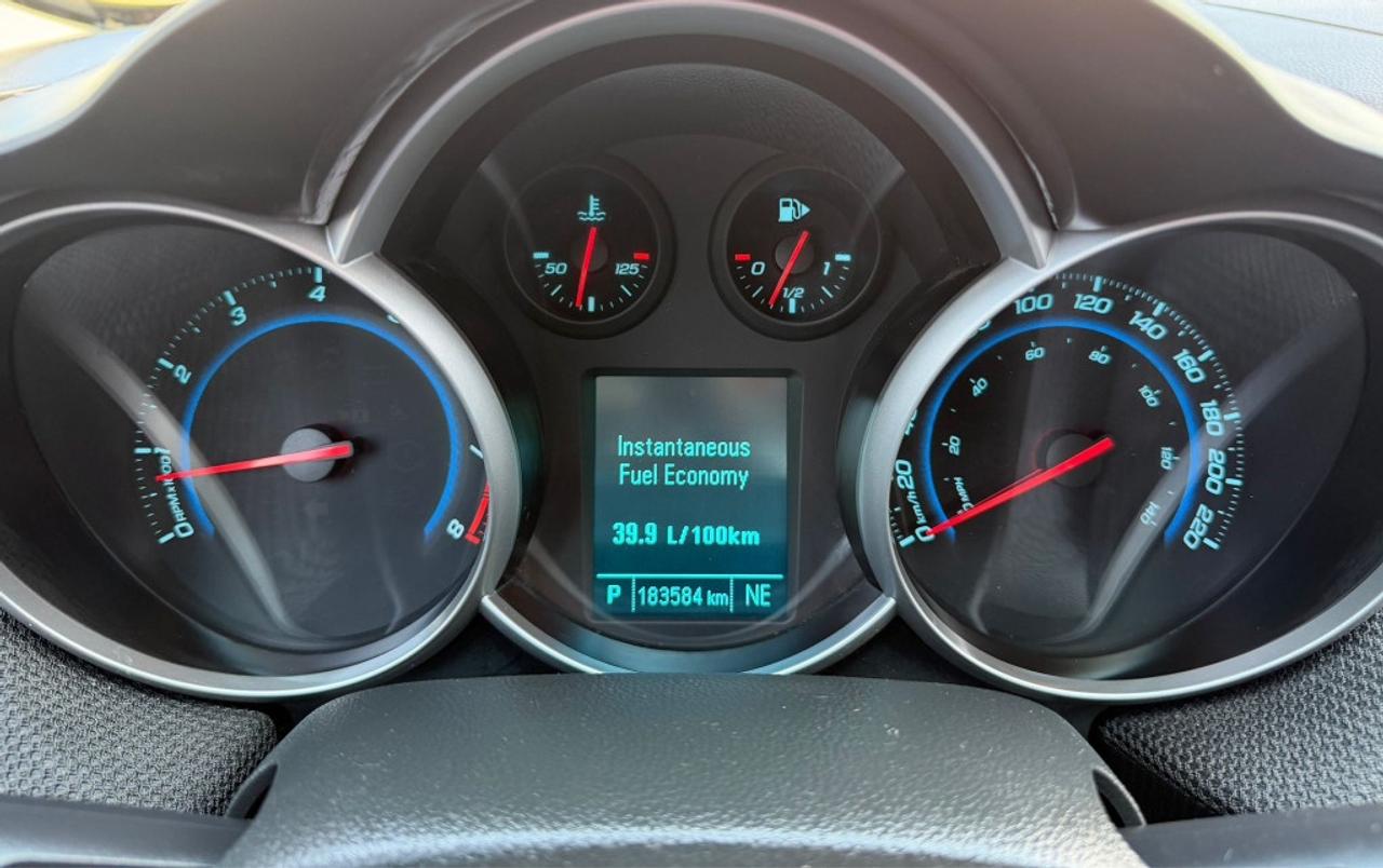 2012 Chevrolet Cruze 4dr Sedan Eco w/1SA Photo