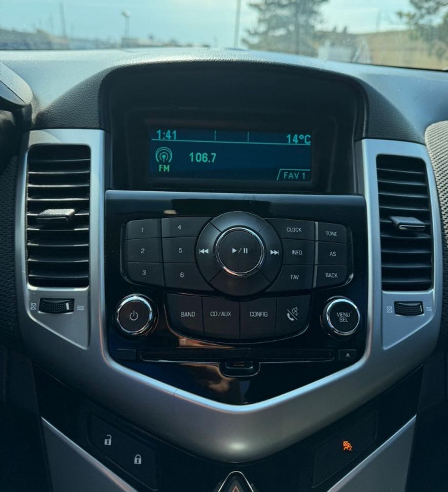 2012 Chevrolet Cruze 4dr Sedan Eco w/1SA Photo