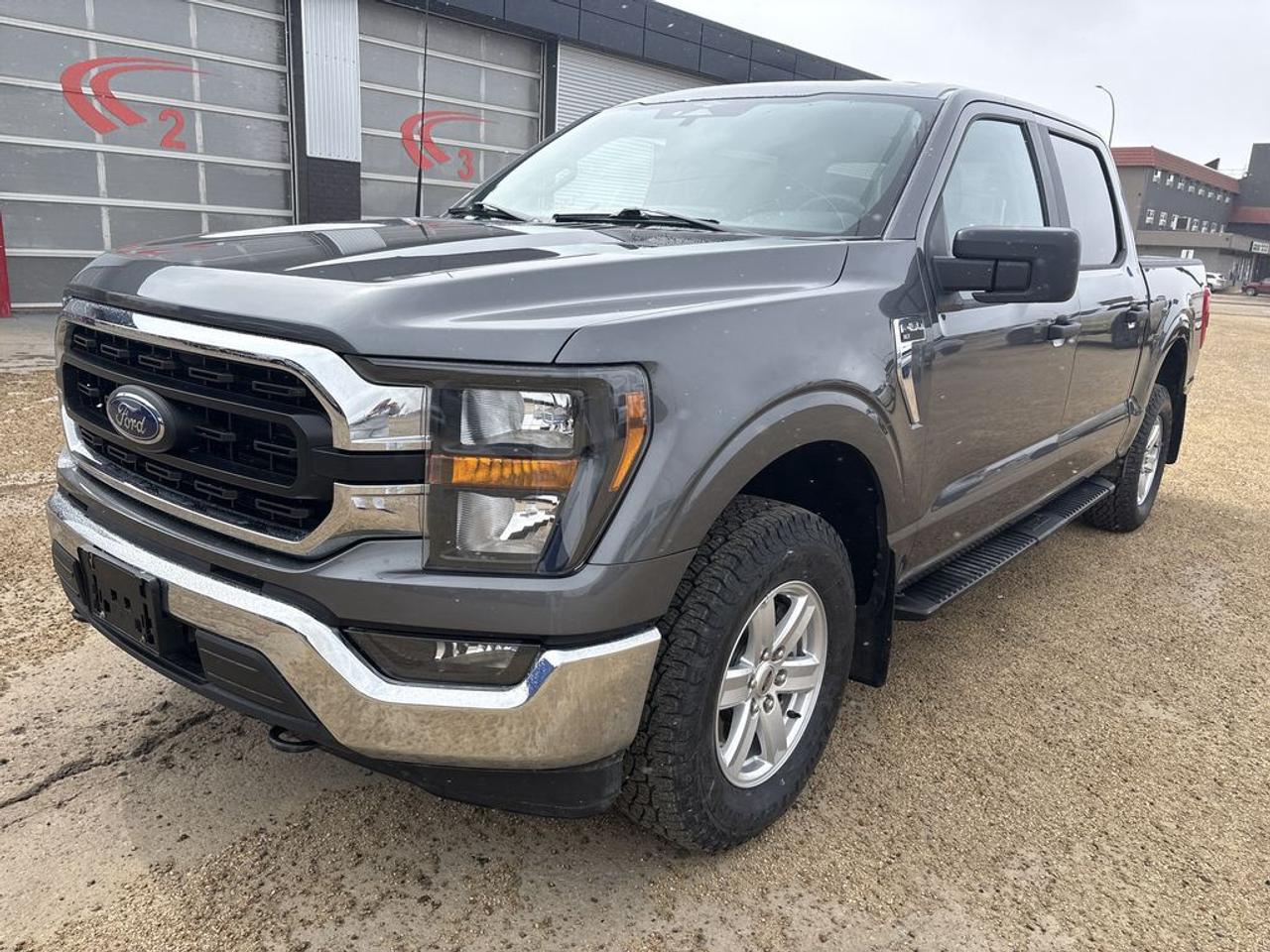 2023 Ford F-150 XLT Photo1