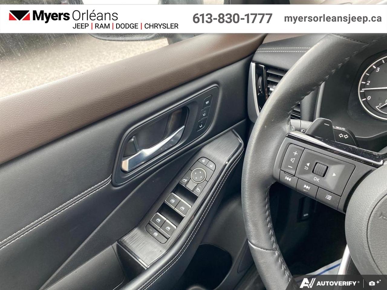 2023 Nissan Rogue SL   - Moonroof -  Leather Seats Photo
