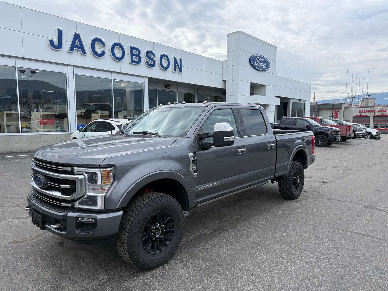 2022 Ford F-350 Super Duty SRW Platinum Photo0