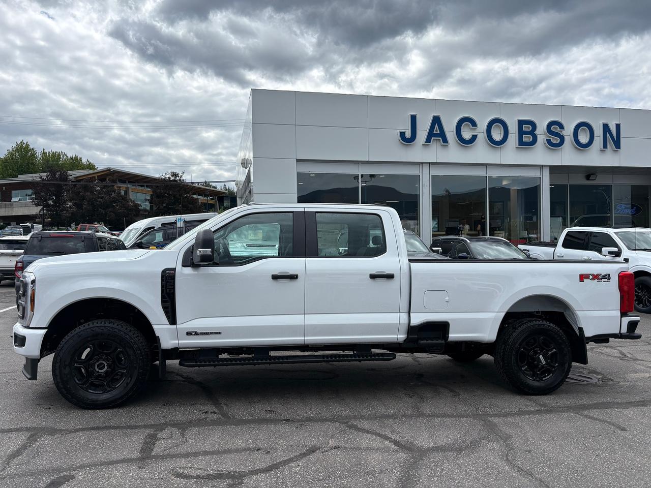 2026 Ford F-350 Super Duty SRW XL Photo1