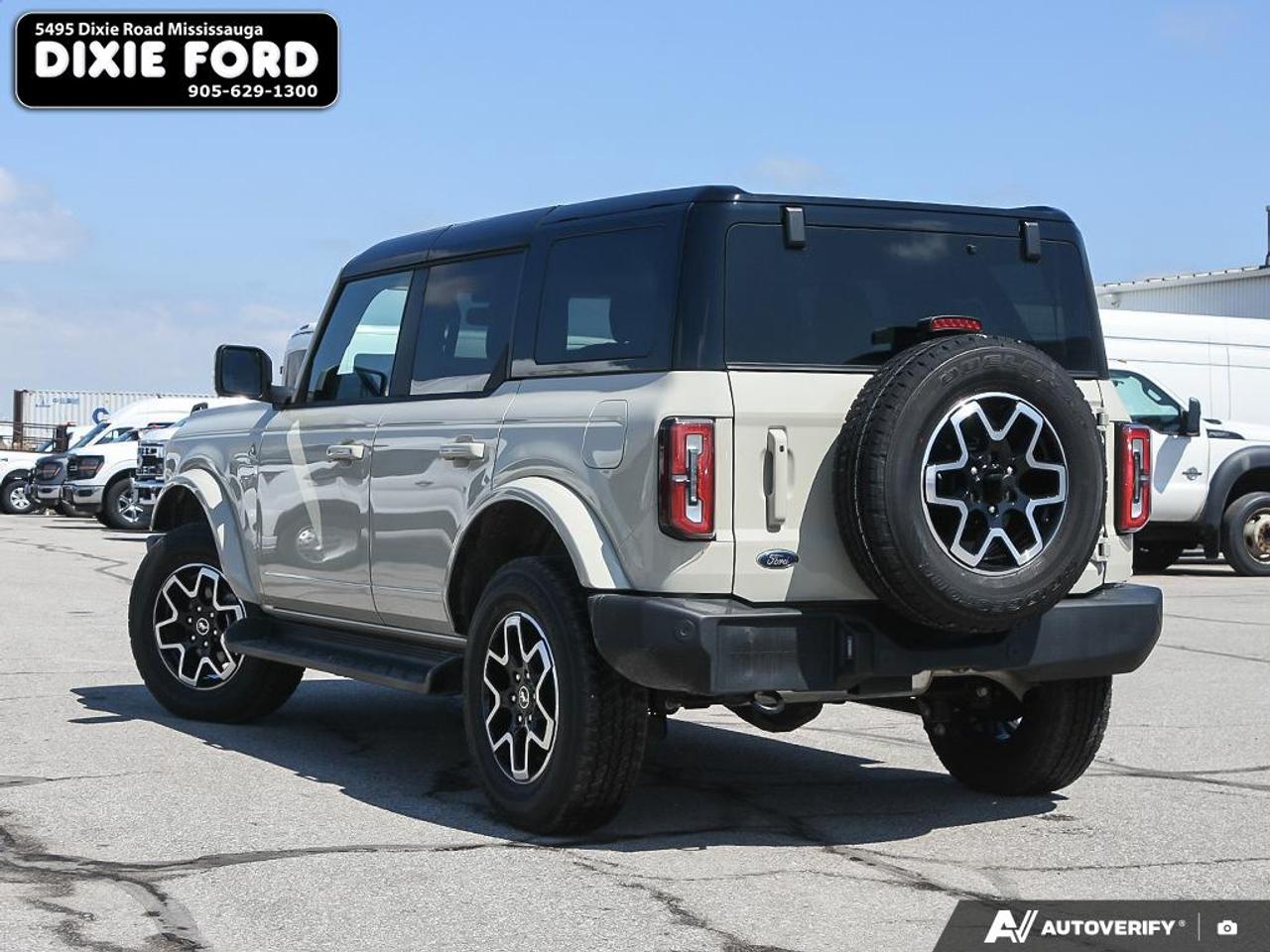 2025 Ford Bronco Outer Banks Photo