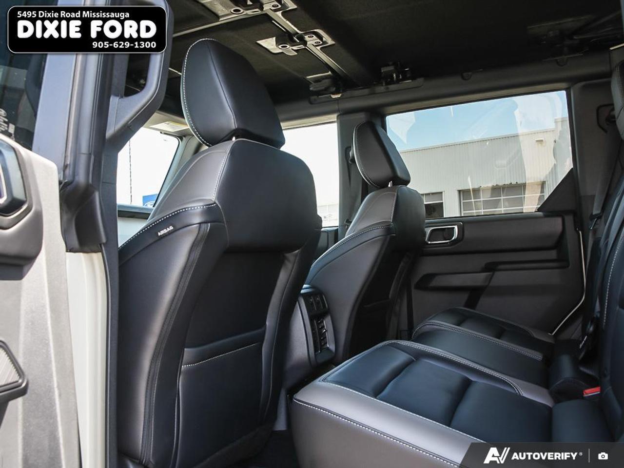 2025 Ford Bronco Outer Banks Photo