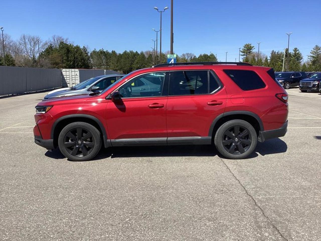 2024 Honda Pilot Black Edition AWD | One Owner | No Accidents | 360 Camera | Ventilated Seats | Panoramic Roof Photo