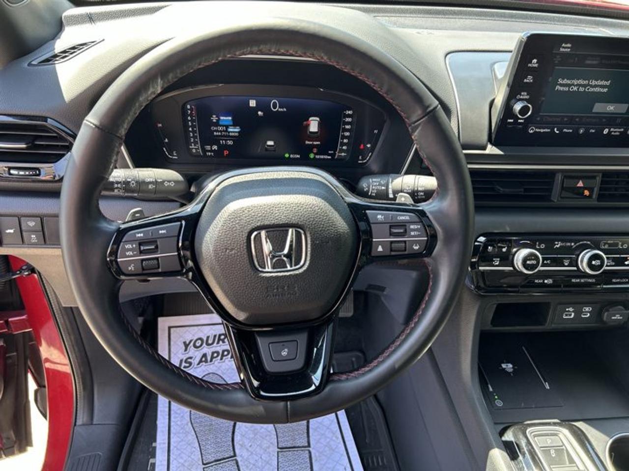 2024 Honda Pilot Black Edition AWD | One Owner | No Accidents | 360 Camera Photo
