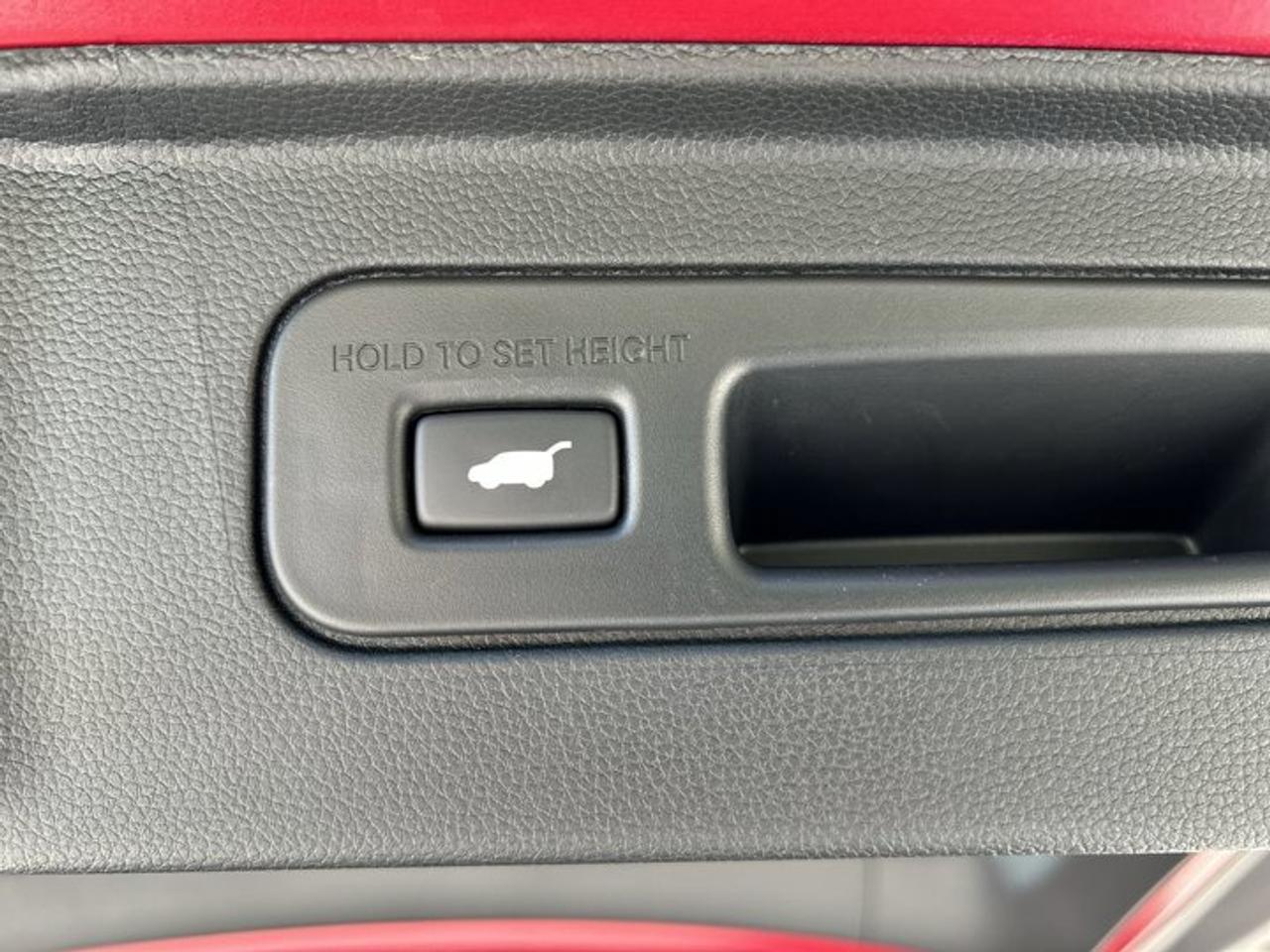2024 Honda Pilot Black Edition AWD | One Owner | No Accidents | 360 Camera Photo