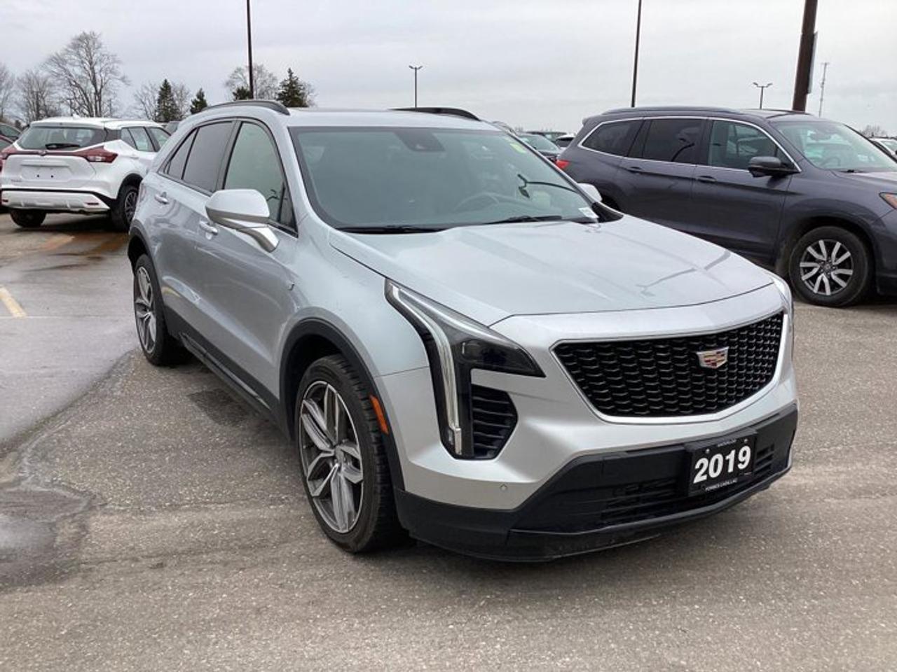 2019 Cadillac XT4 AWD Sport | Panoramic Roof | Heated Steering Photo3