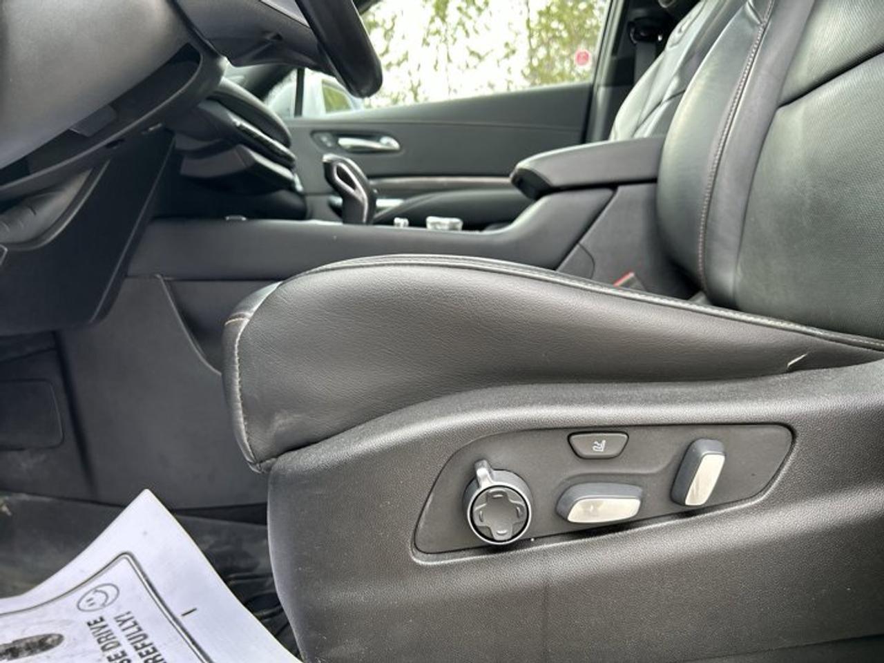 2019 Cadillac XT4 AWD Sport | Panoramic Roof | Heated Steering Photo