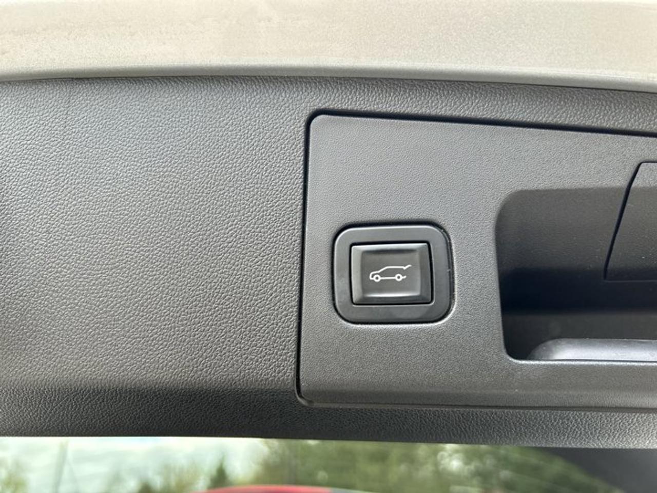 2019 Cadillac XT4 AWD Sport | Panoramic Roof | Heated Steering Photo