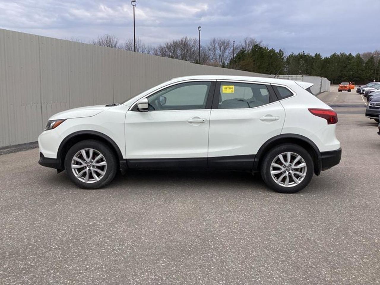2019 Nissan Qashqai FWD S Photo