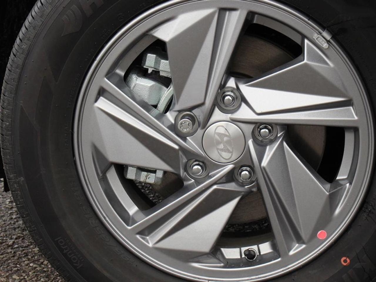 2026 Hyundai Elantra Essential  - Heated Seats - $91.93 /Wk Photo