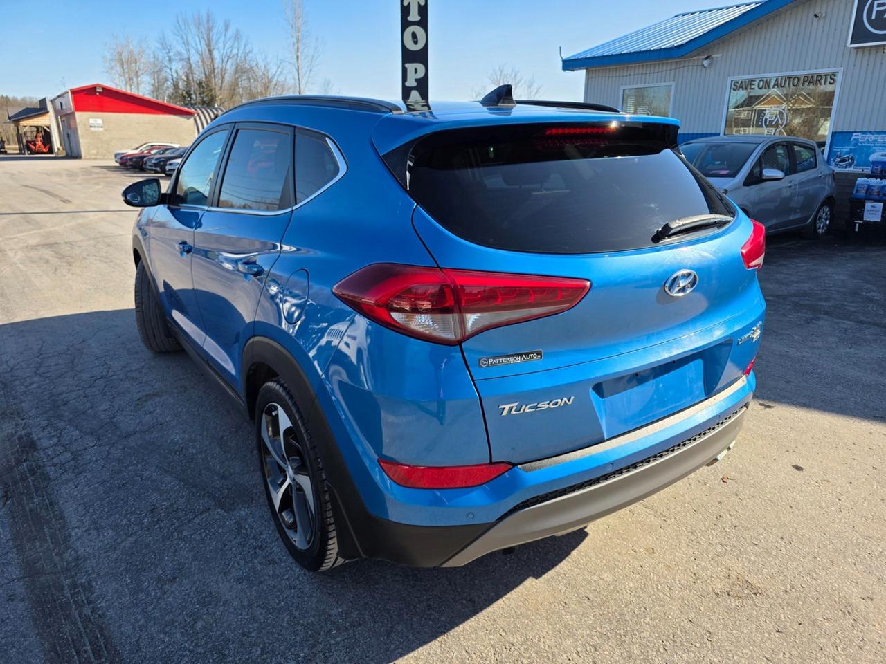 2016 Hyundai Tucson LIMITED AWD Photo2