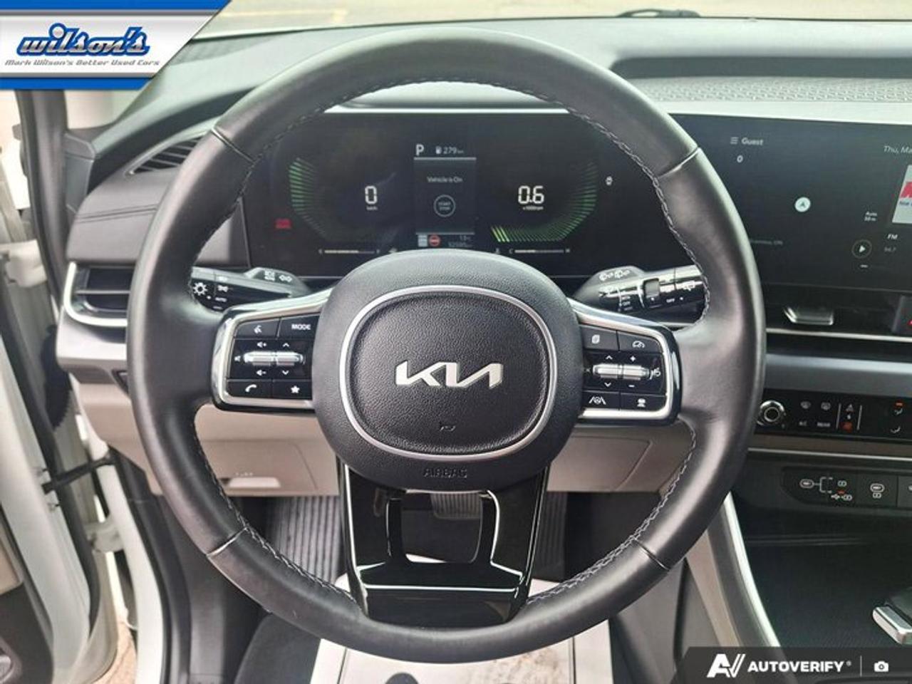 2025 Kia Carnival LX+ | Power Hatch + Sliding Doors | Smart Cruise | Power Seat | Heated Wheel + Seats | and More ! Photo