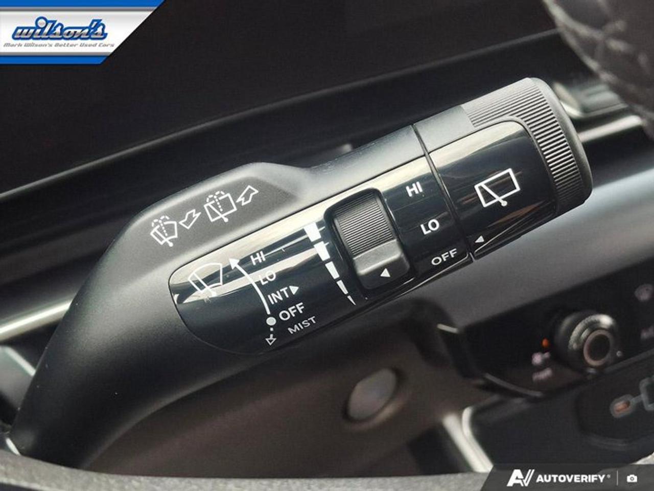 2025 Kia Carnival LX+ | Power Hatch + Sliding Doors | Smart Cruise | Power Seat | Heated Wheel + Seats | and More ! Photo