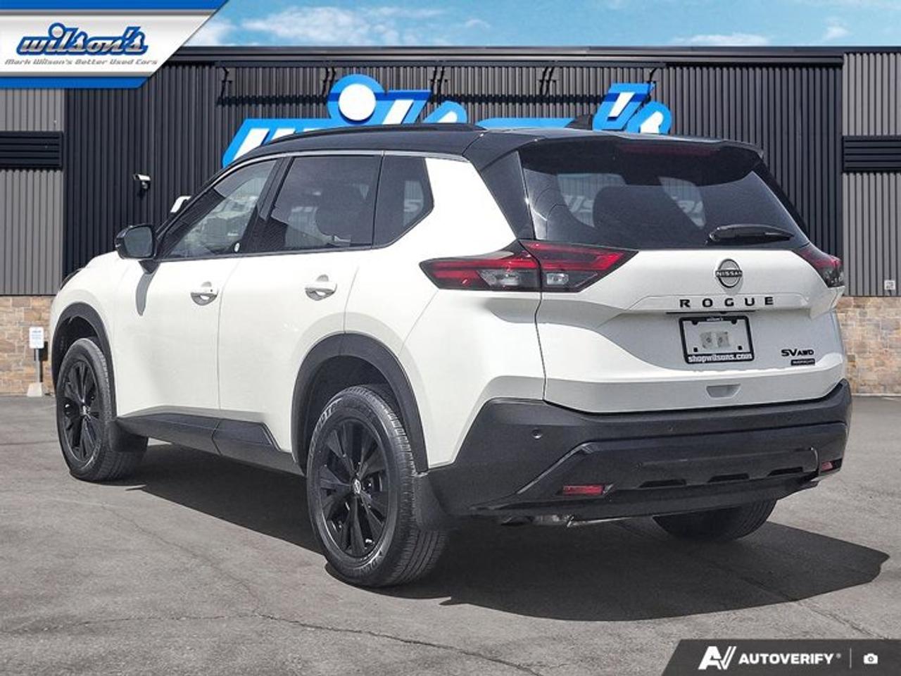 2023 Nissan Rogue SV Midnight Edition AWD | Leather | Pano Roof | Heated Seats + Steering | Remote Start | and More ! Photo2