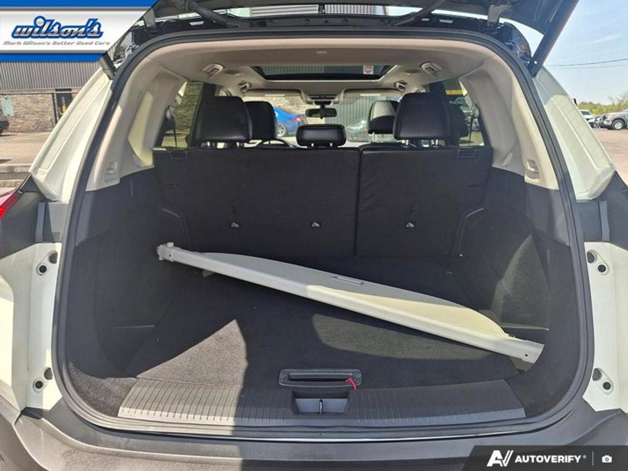 2023 Nissan Rogue SV Midnight Edition AWD | Leather | Pano Roof | Heated Seats + Steering | Remote Start | and More ! Photo
