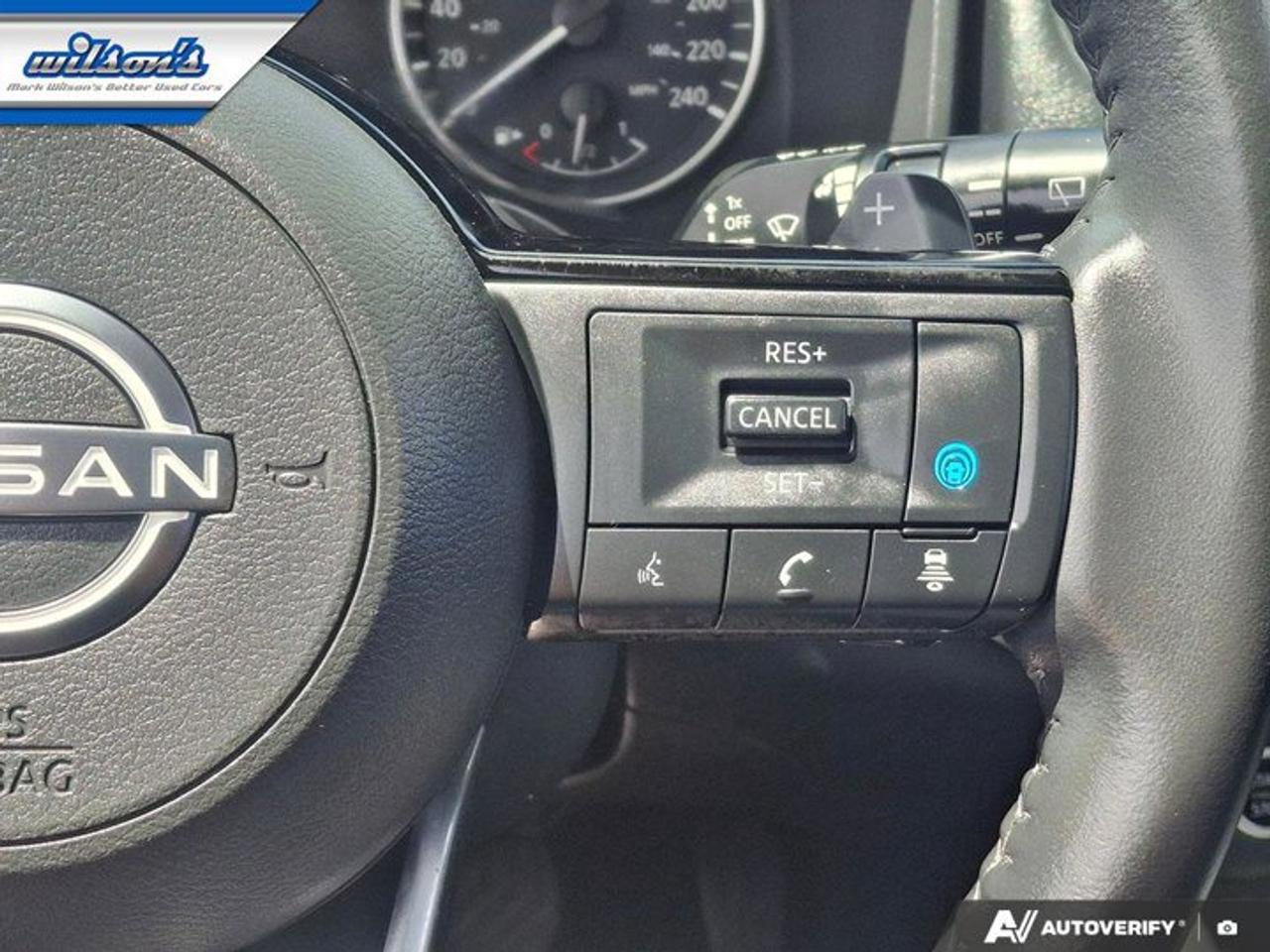 2023 Nissan Rogue SV Midnight Edition AWD | Leather | Pano Roof | Heated Seats + Steering | Remote Start | and More ! Photo