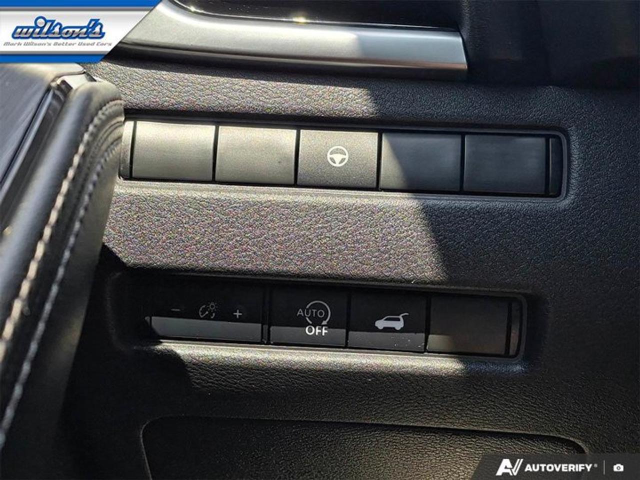 2023 Nissan Rogue SL AWD | Leather | Pano Roof | Nav | Heated Seats + Steering | CarPlay | Remote Start | and More ! Photo