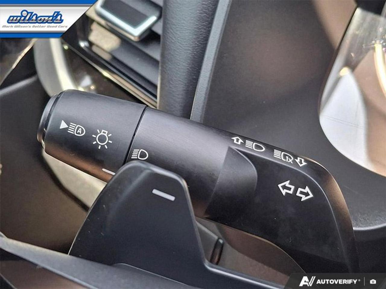 2023 Nissan Rogue SL AWD | Leather | Pano Roof | Nav | Heated Seats + Steering | CarPlay | Remote Start | and More ! Photo