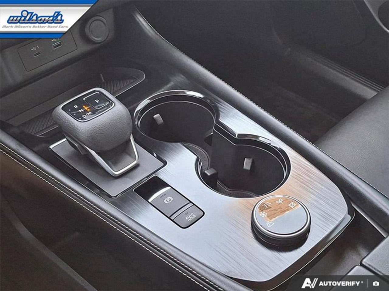 2023 Nissan Rogue SL AWD | Leather | Pano Roof | Nav | Heated Seats + Steering | CarPlay | Remote Start | and More ! Photo
