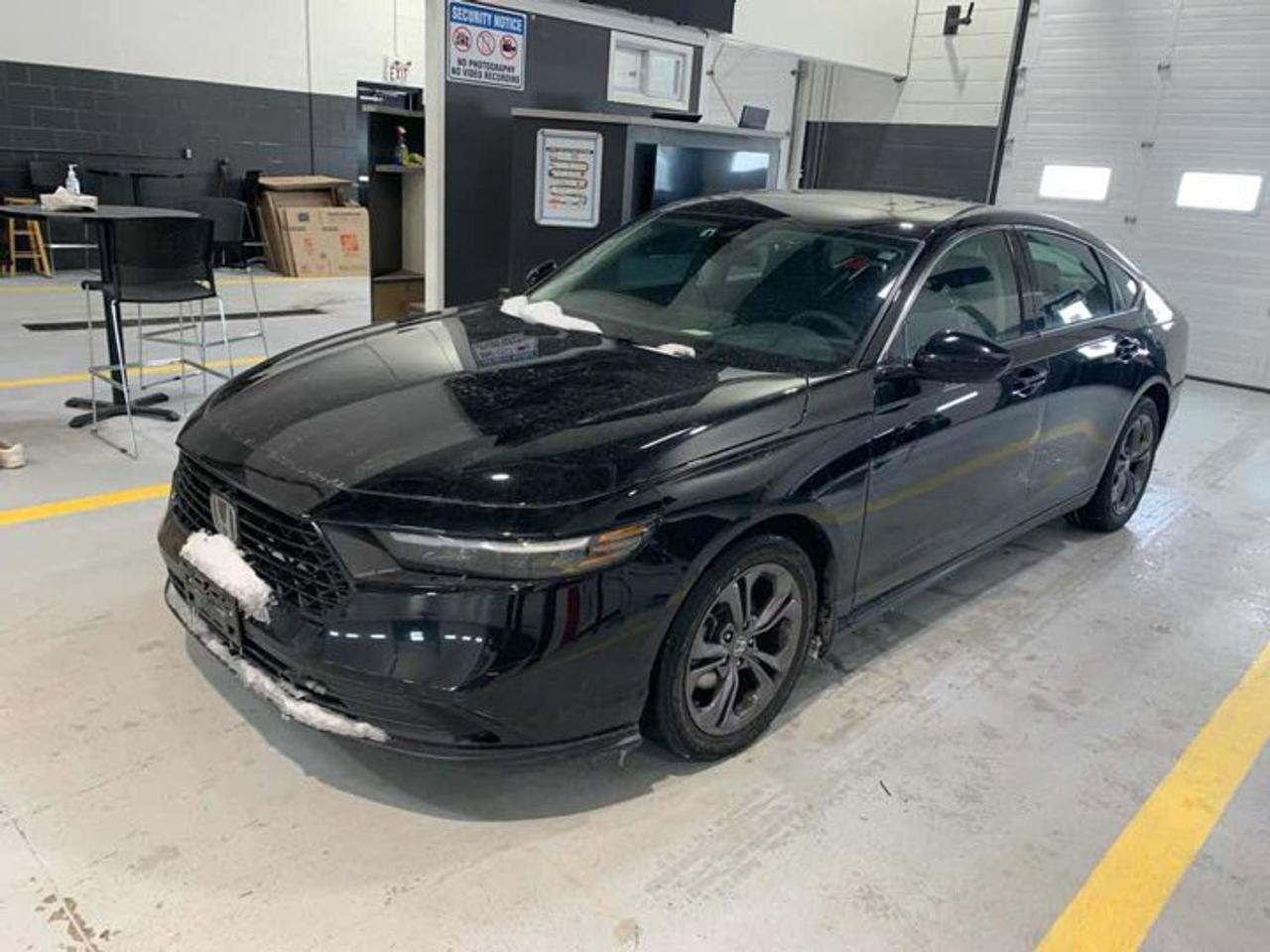 2024 Honda Accord Sedan EX | Heated Seats | Remote Start | Carplay + Android Auto | Adaptive Cruise | Lane Keep & More ! Photo