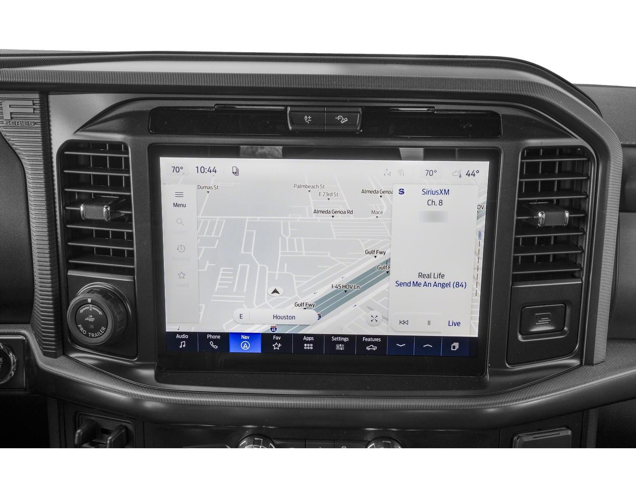 2026 Ford F-150 Platinum Photo